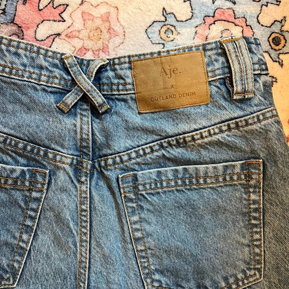 Women's Blue Jeans - Picture 6 of 8